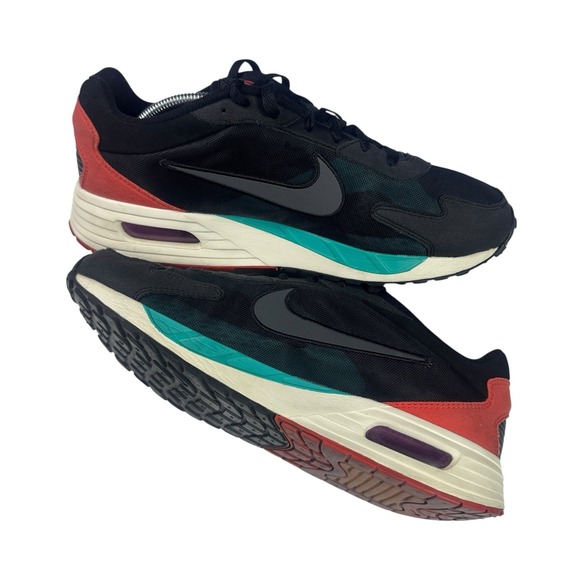 Nike Air Max Solo Men's 10.5 DX3666-001 Sneakers Shoes VNDS Pulse Black Jade Red - Picture 5 of 8